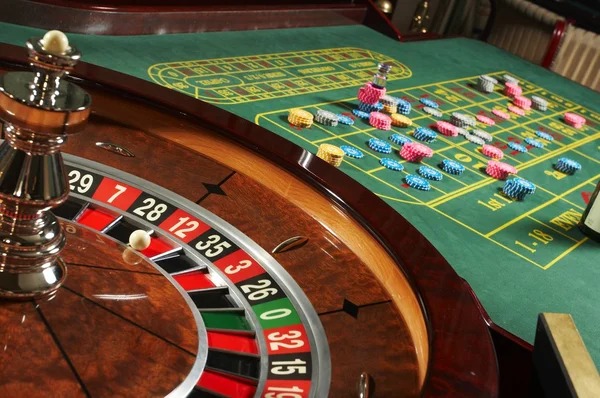Mobile app interface showing live dealer tables and betting markets on liga8et login